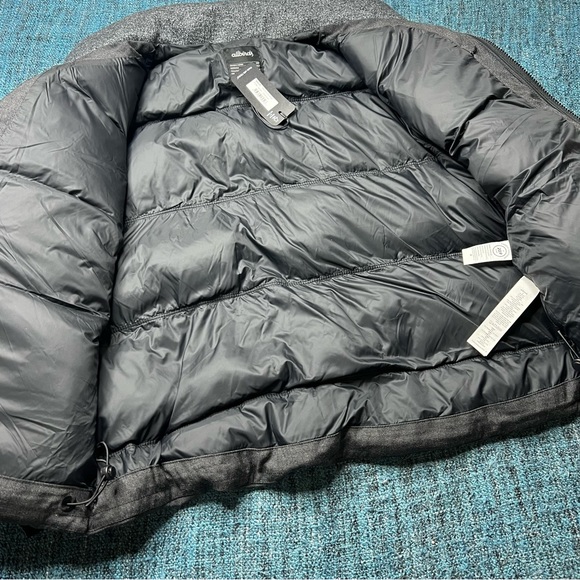 Allbirds Trino Merino Wool Puffer Jacket in Charcoal Grey - Picture 4 of 11